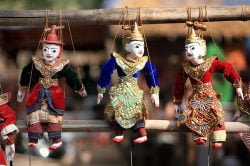 Yangon trinkets and souvenirs - - Yangon to Inle Lake journey