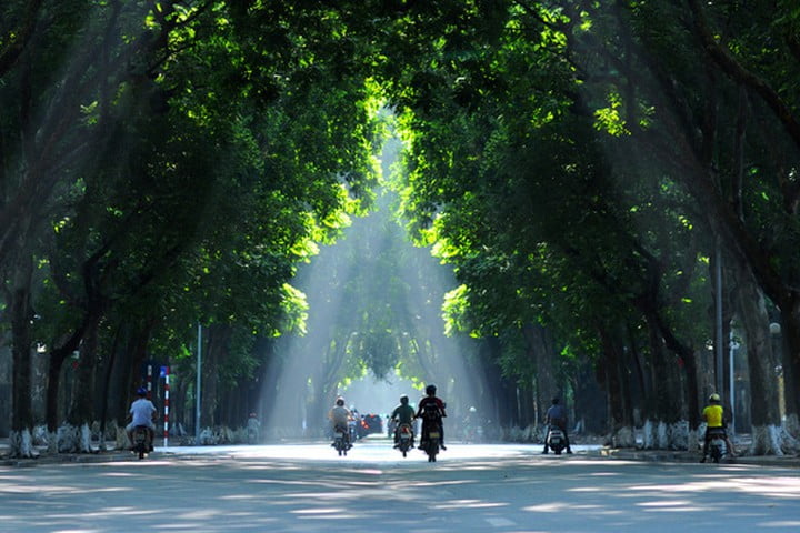 Peaceful streets in Hanoi