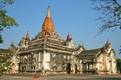 Ananda temple (Bagan) - Myanmar tour of splendours