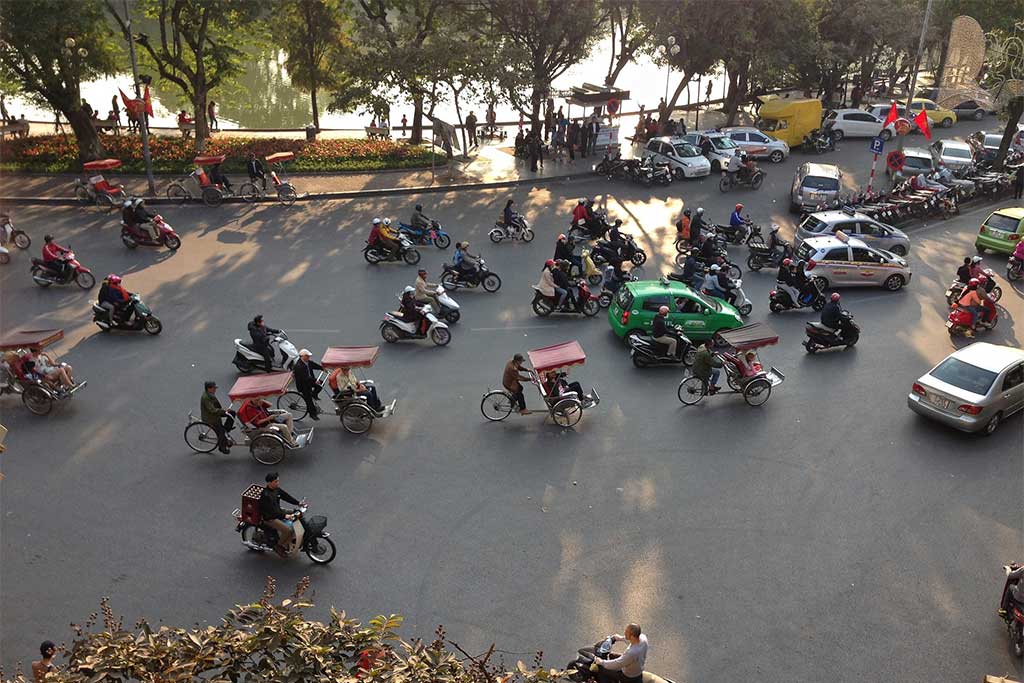 Hanoi street - Essential Vietnam tour
