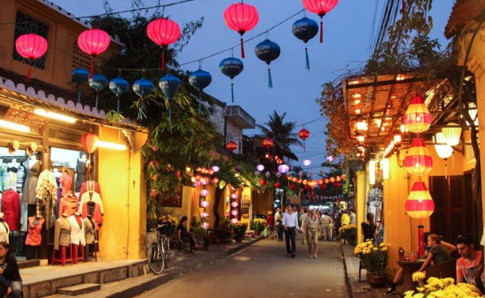 Strolling Hoi An night market - Vietnam Nature Tour with Hanoi Voyages