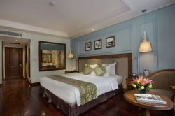 Hanoi Pearl Deluxe room