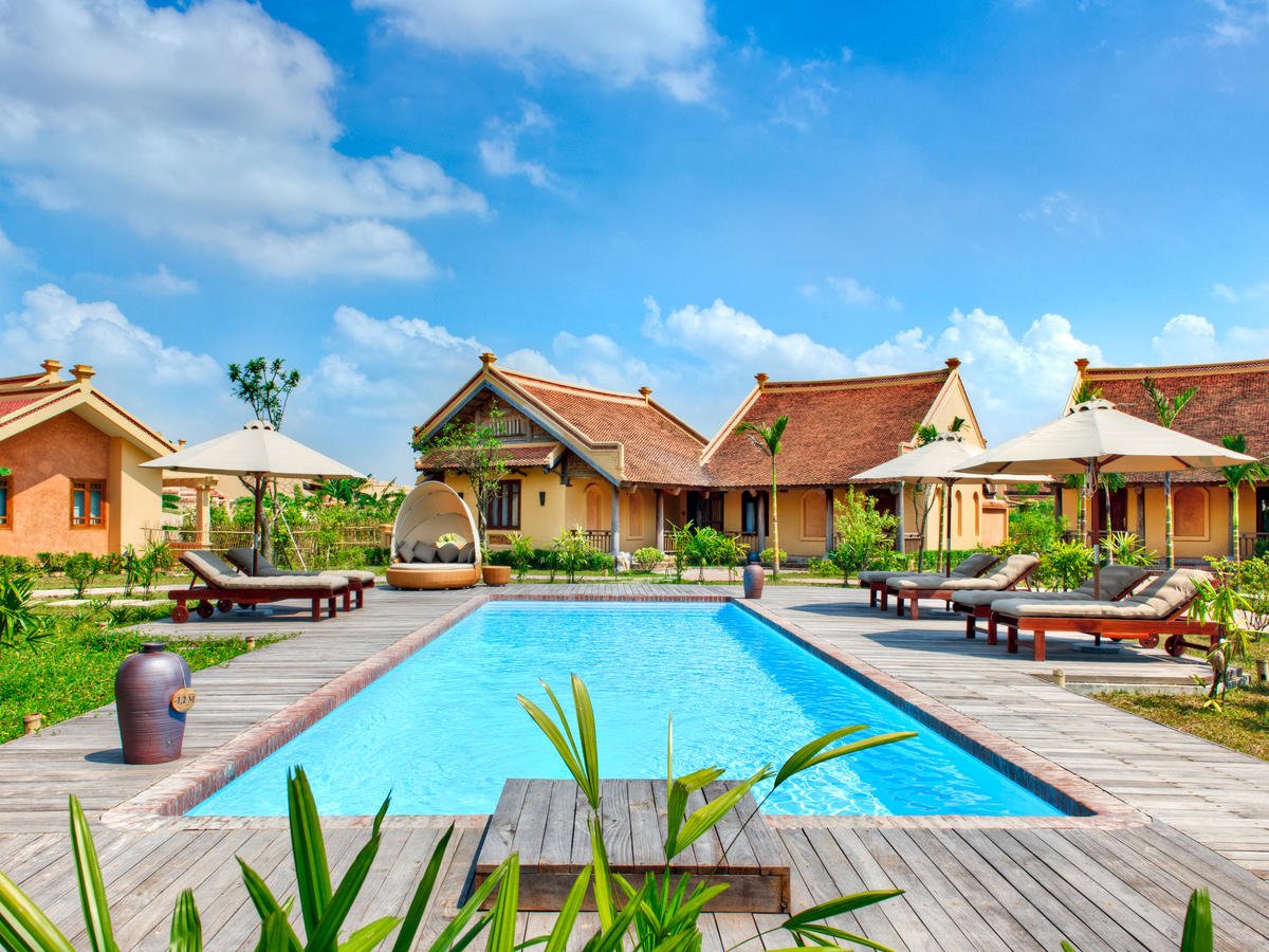 Emeralda Resort Outside Pool