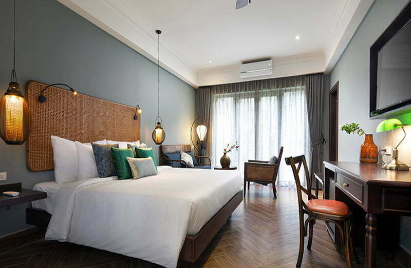 Aira Boutique Deluxe Room Double bed