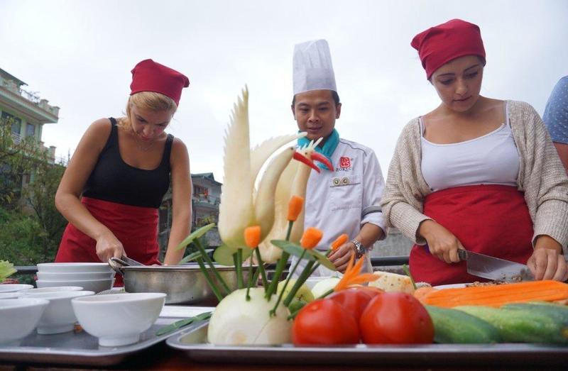Sapa Village Hotel Cooking Class Guests and Chef