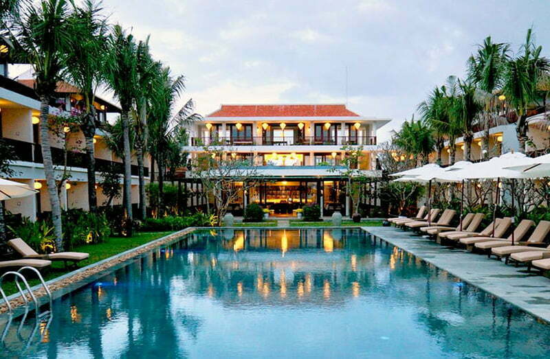 Vinh Hung Emerald Resort Pool